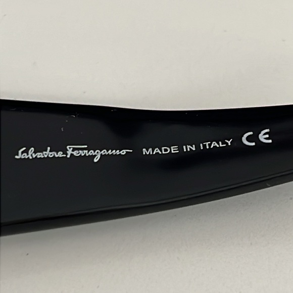 Salvatore Ferragamo vintage sunglasses - Picture 4 of 9